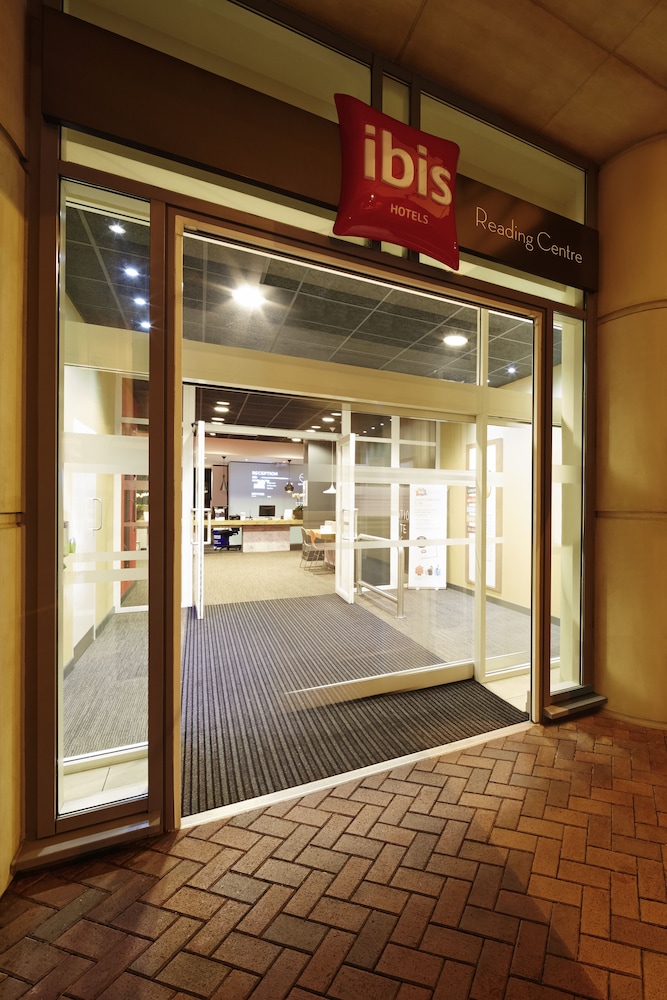ibis Reading Centre 48/59