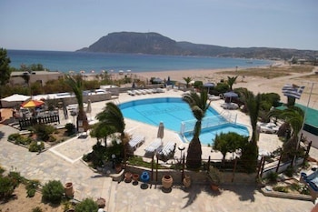 Hotel Ionikos 8/21
