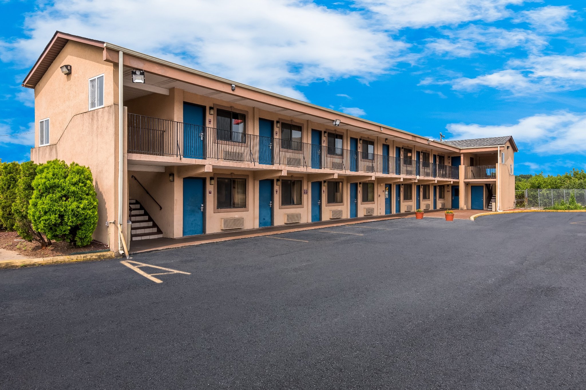 Red Carpet Inn Elkton 26/34