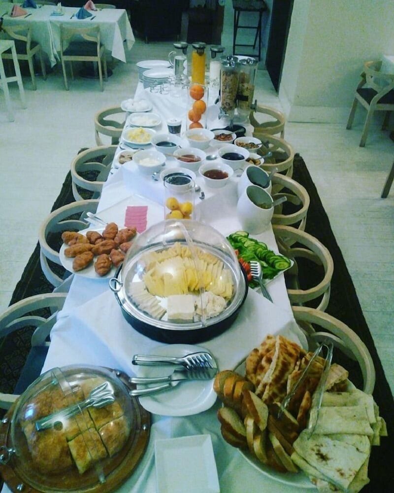 Kar-s Hotel 35/50