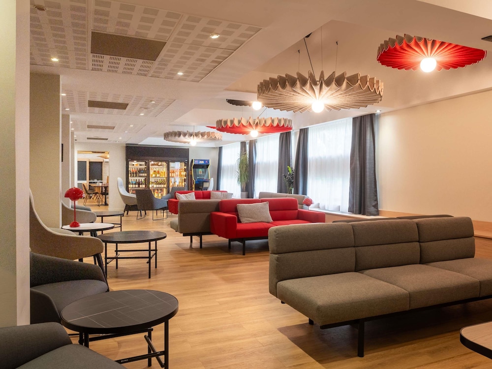 Ibis Lyon Est Bron 42/67