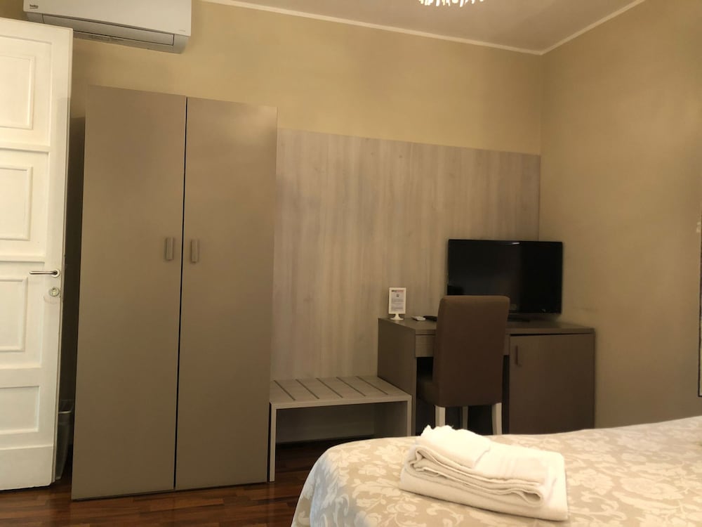 Elios Rooms 25/52