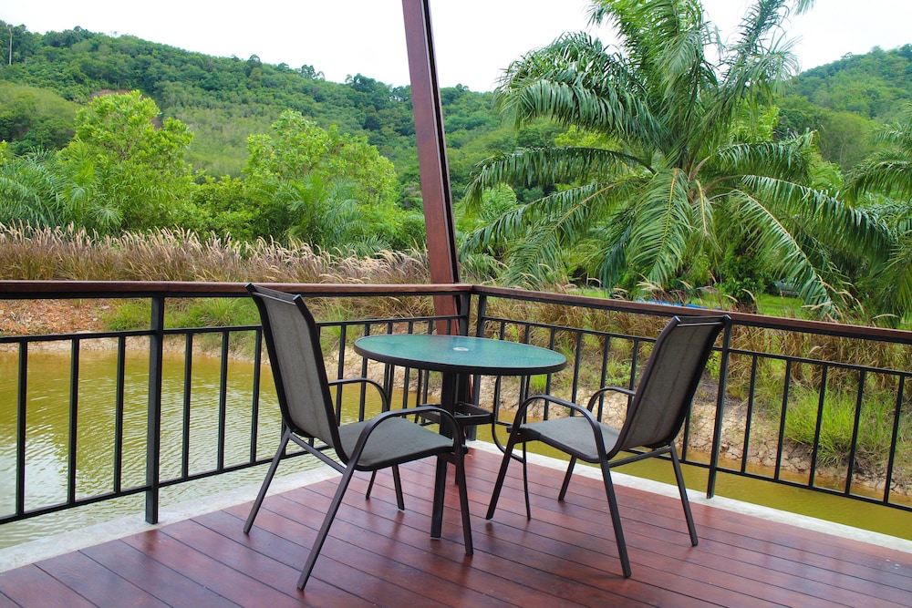 Amantra Lake View 56/72