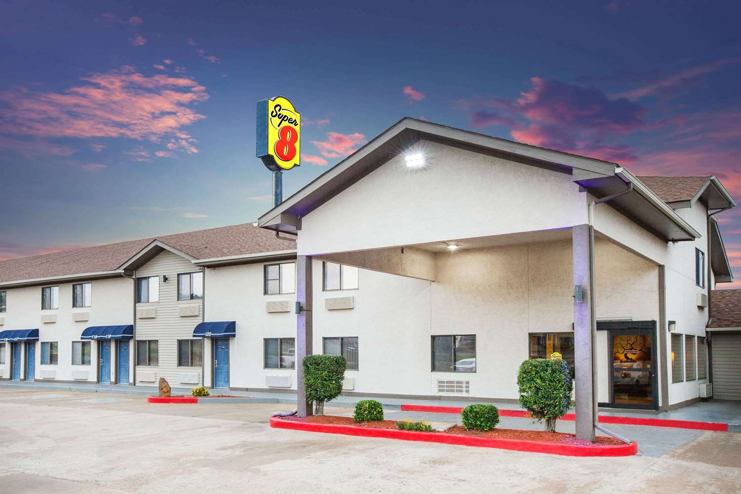 Super 8 By Wyndham Van Buren/Ft. Smith Area 1/7