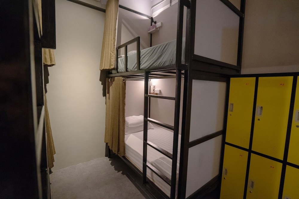 Zenz Hotel 26/50