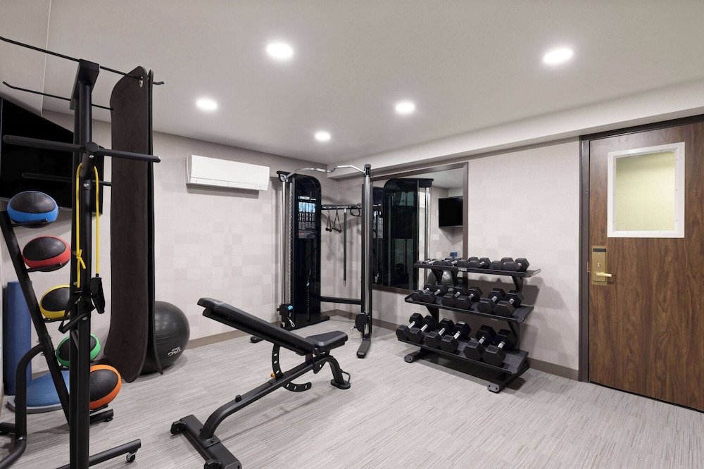 La Quinta Inn & Suites by Wyndham Yakima Downtown 27/50