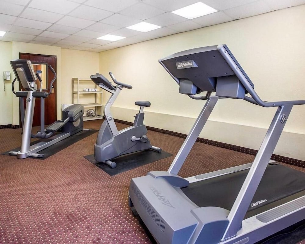 Suburban Extended Stay Warner Robins 23/35