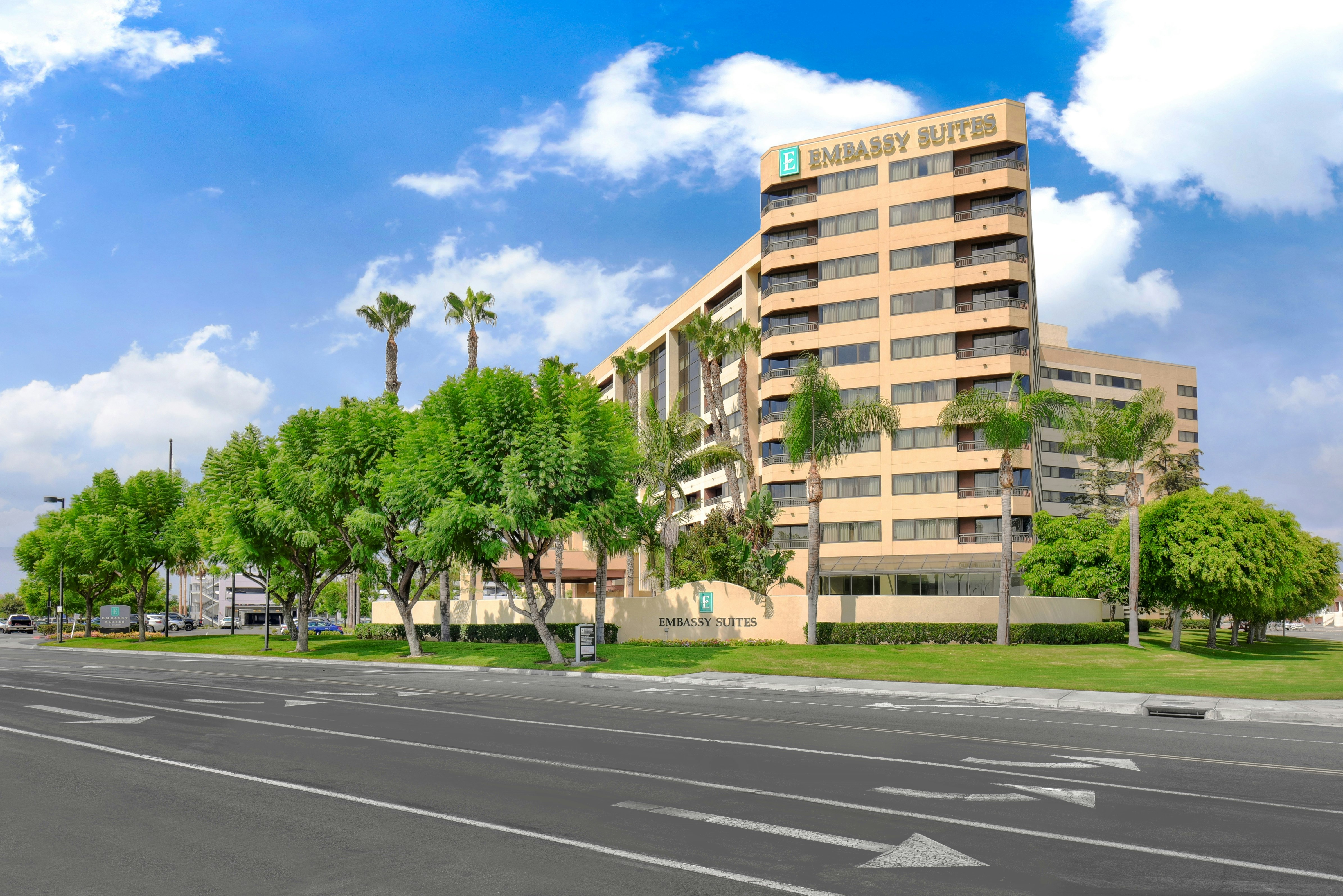 Embassy Suites by Hilton Anaheim Orange 55/61