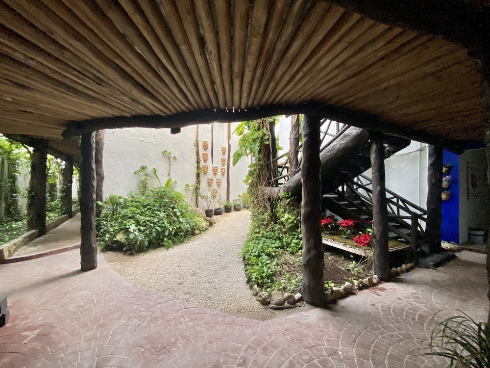 Casa Caribe Cancun 40/49