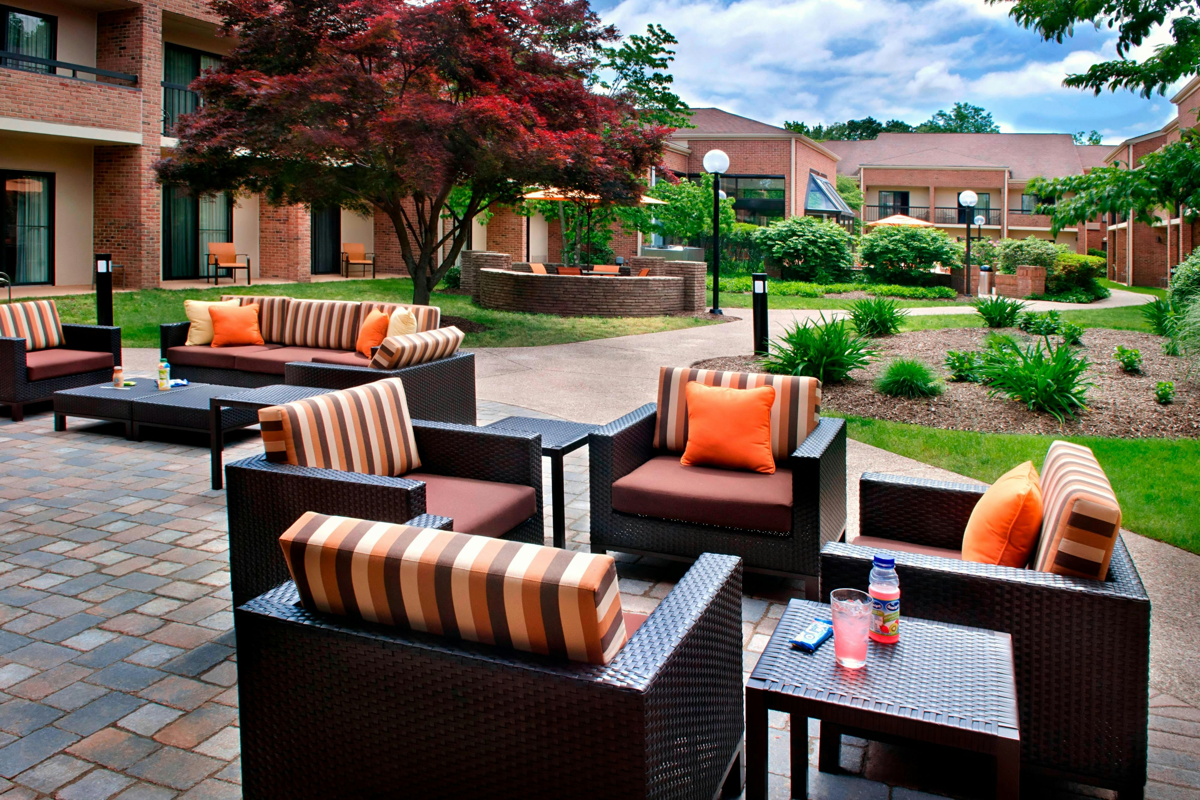 Courtyard by Marriott Hartford Windsor Airport 9/9