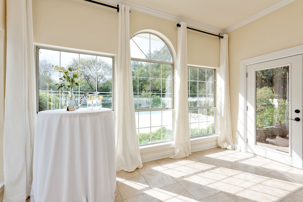 The Plantation House Boutique Inn 4/50