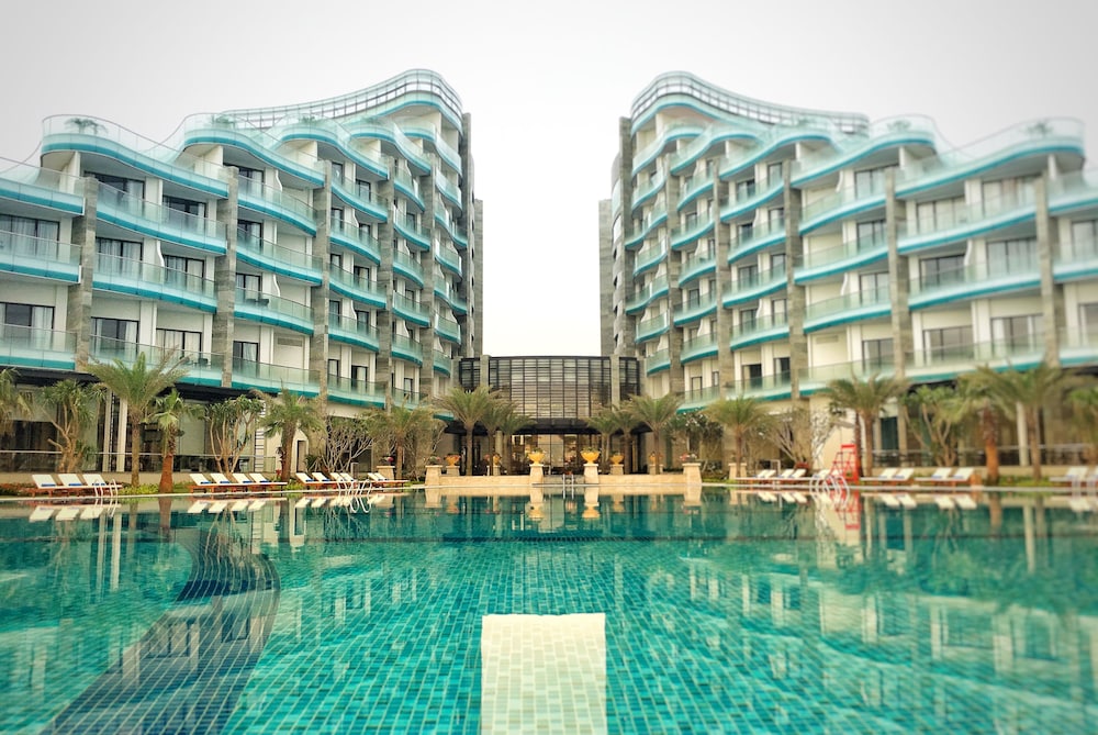 Vinpearl Resort and Golf Nam Hoi An 33/78