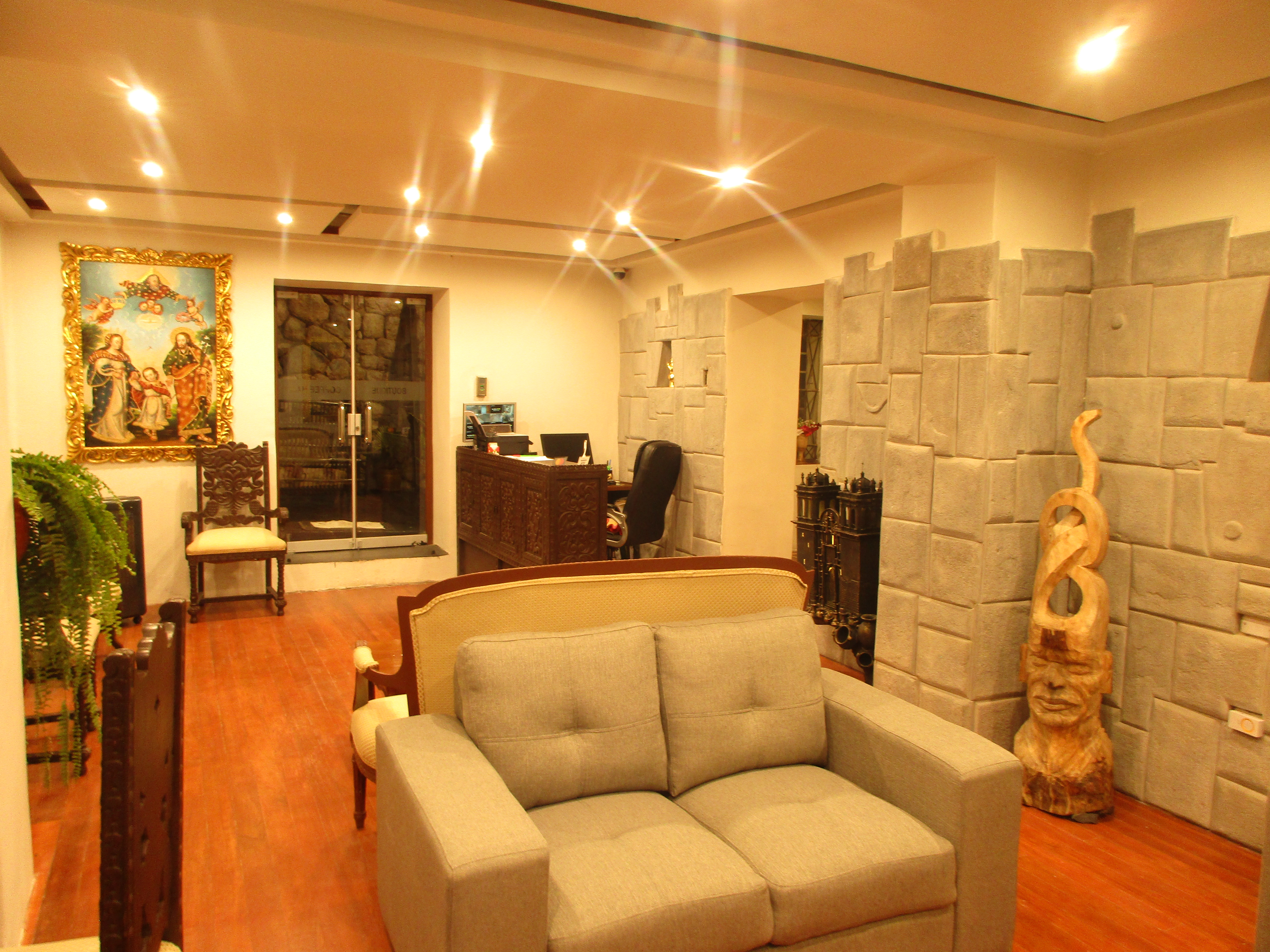 Hotel Boutique Gold Garden 15/18