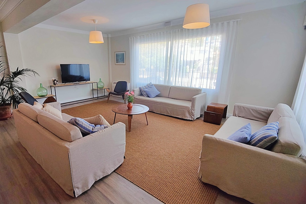 Boutique Hostal Oriola 21/50