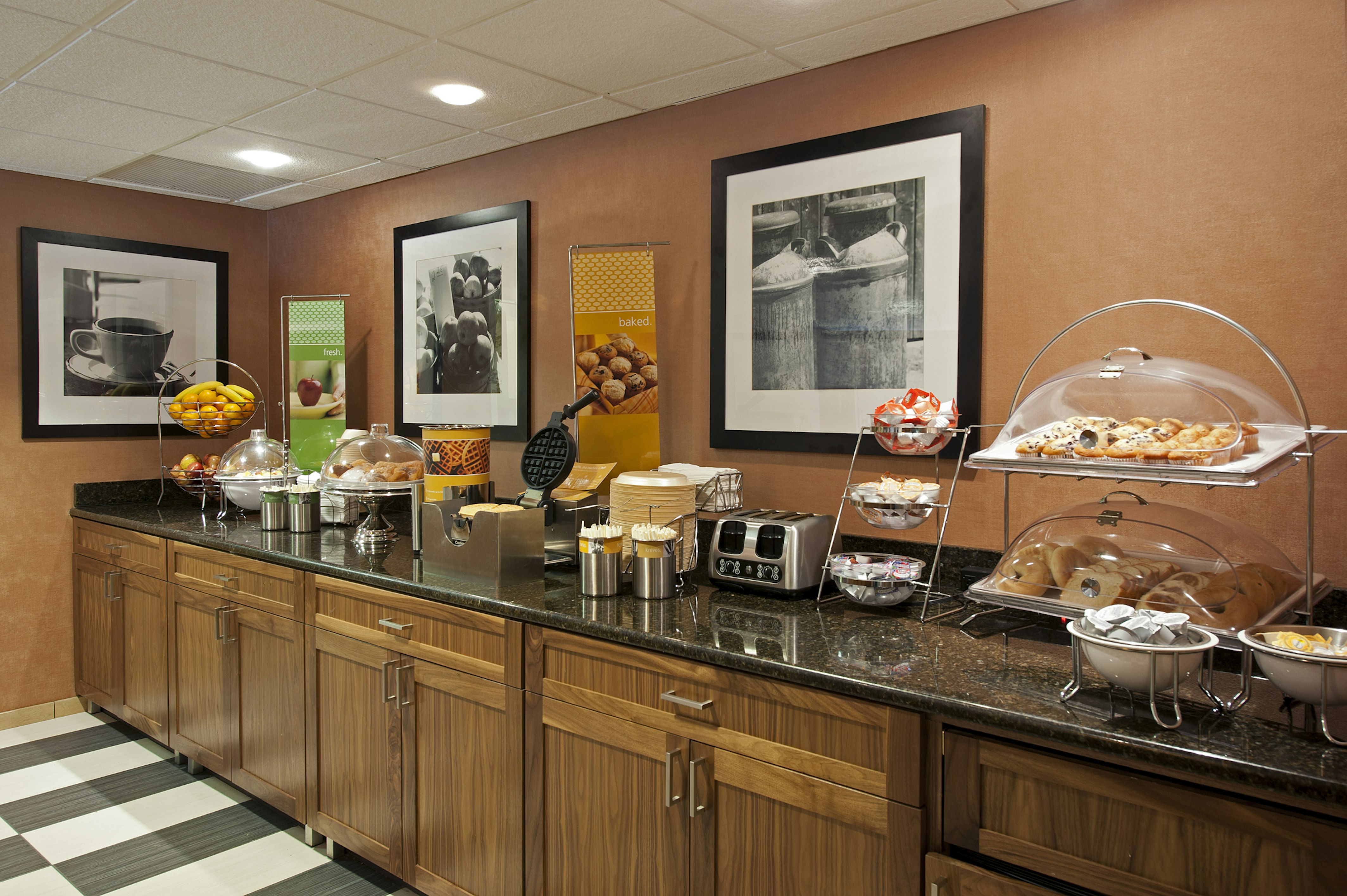Hampton Inn Bloomington 46/62