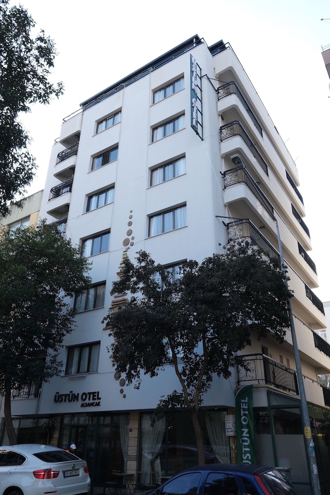 Üstün Otel Alsancak 3/48