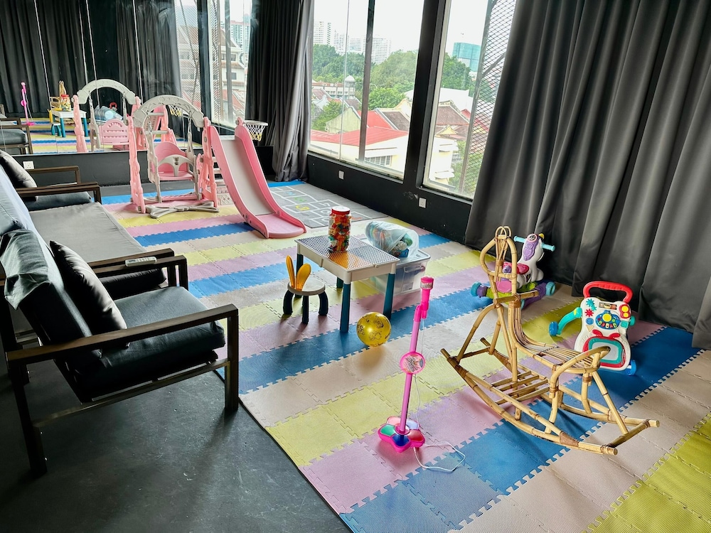 LE DREAM BOUTIQUE HOTEL 37/39