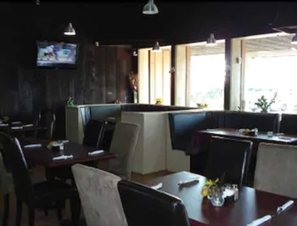 Travelodge by Wyndham Sarnia 27/40