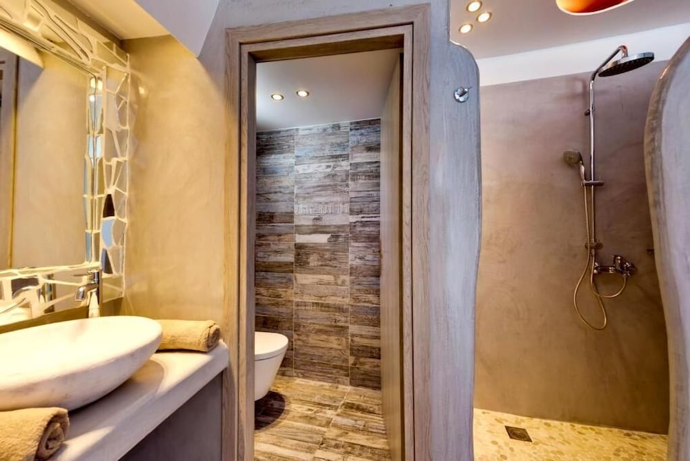 Ibiscus Boutique Hotel 48/49