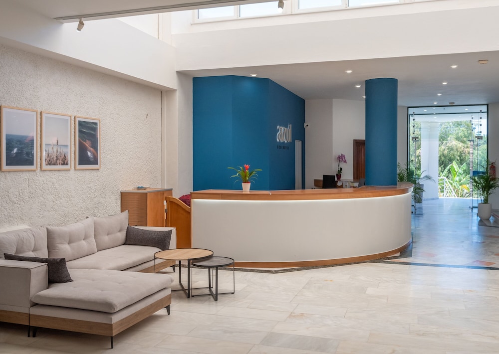 Azul Eco Hotel 6/50