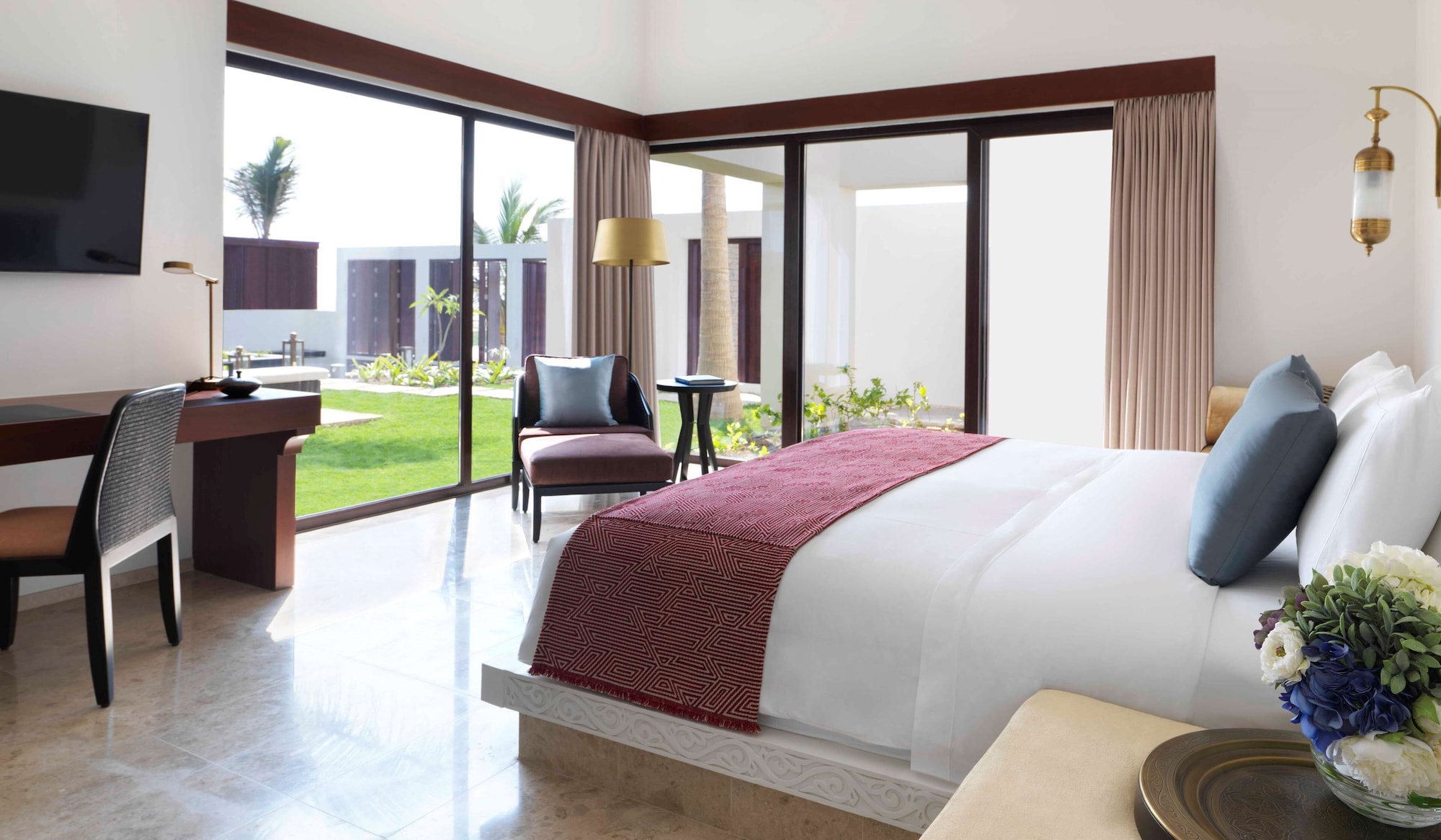 3 Bedrooms, Royal, Villa, 2 King Beds, Single Bed, Lagoon View, Private Pool