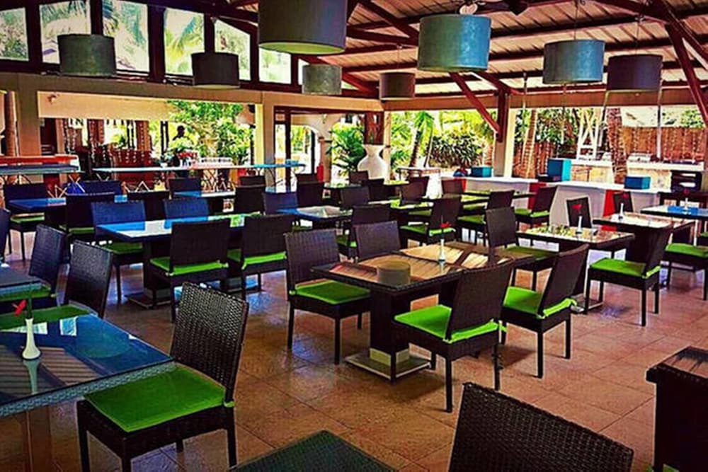 Ocean Villas Apartments 31/50