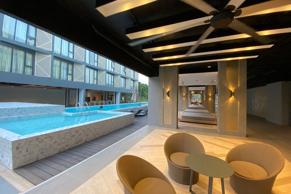 Canalis Suvarnabhumi Airport Hotel 20/50