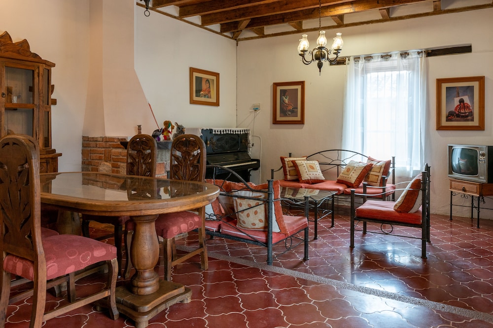 Posada Ocho Barrios 30/50