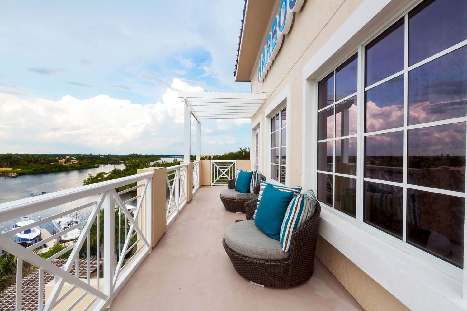 Wyndham Grand Jupiter at Harbourside Place in JUPITER - FL