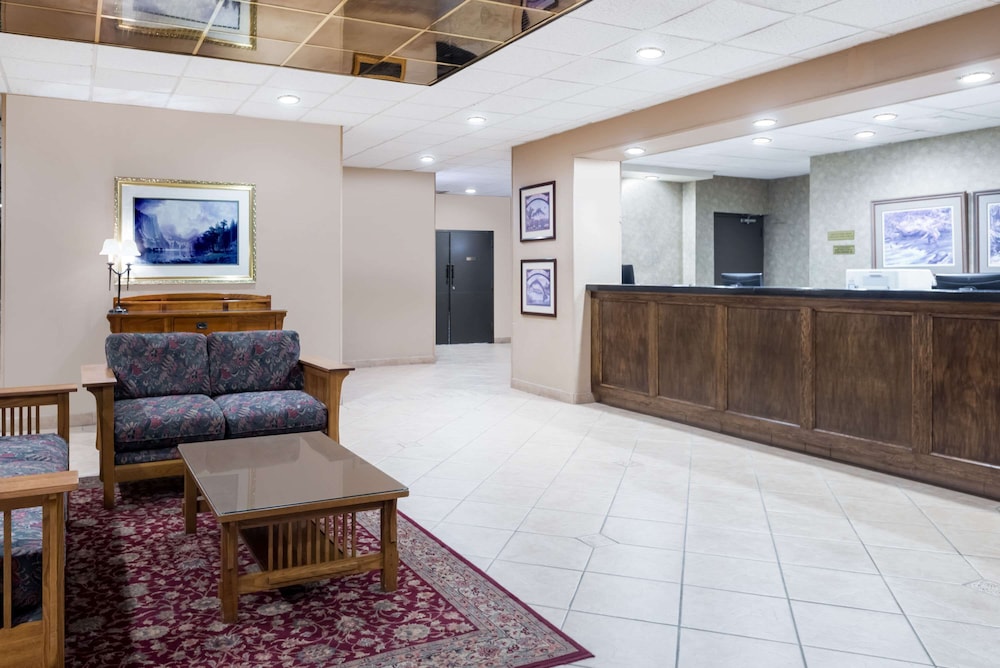 Ramada by Wyndham Watertown/Thousand Islands NY 5/37