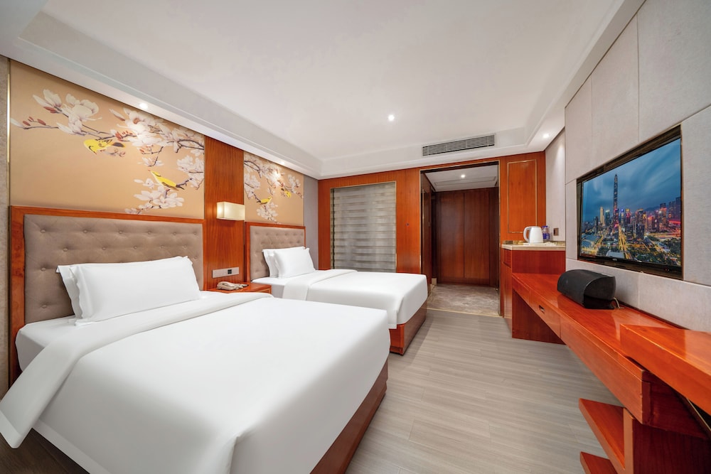 Parkgeun Hotel (Guangzhou Railway Station) 7/26