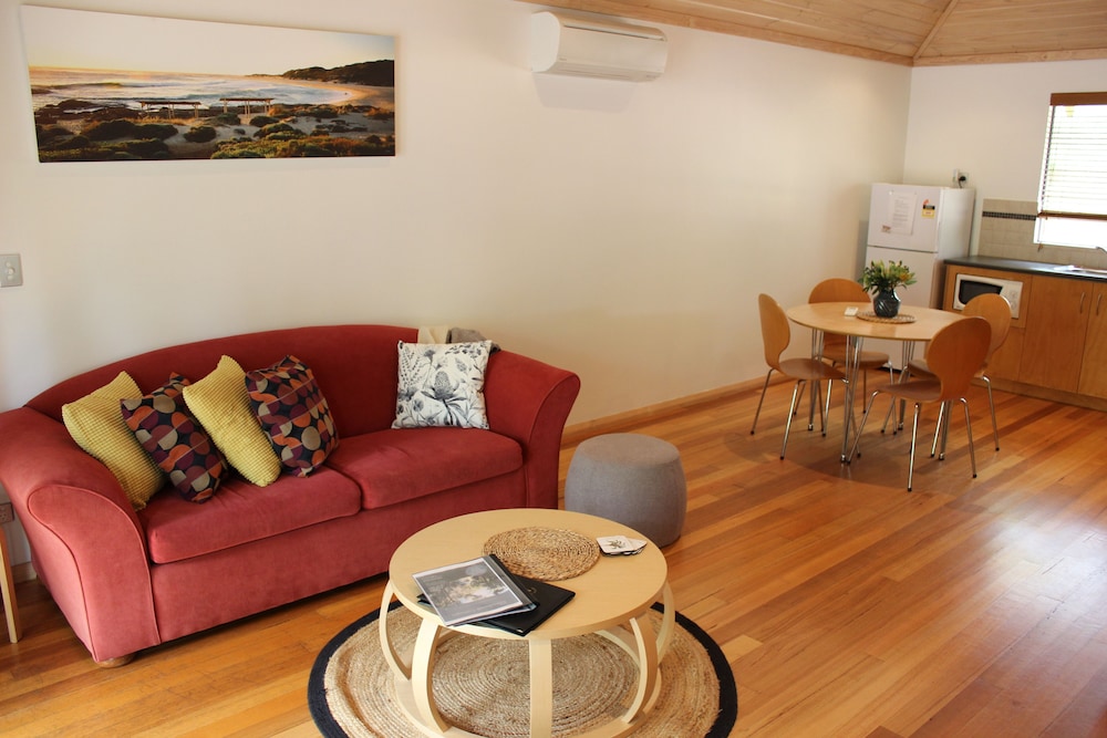 ELLENSBROOK COTTAGES 19/47