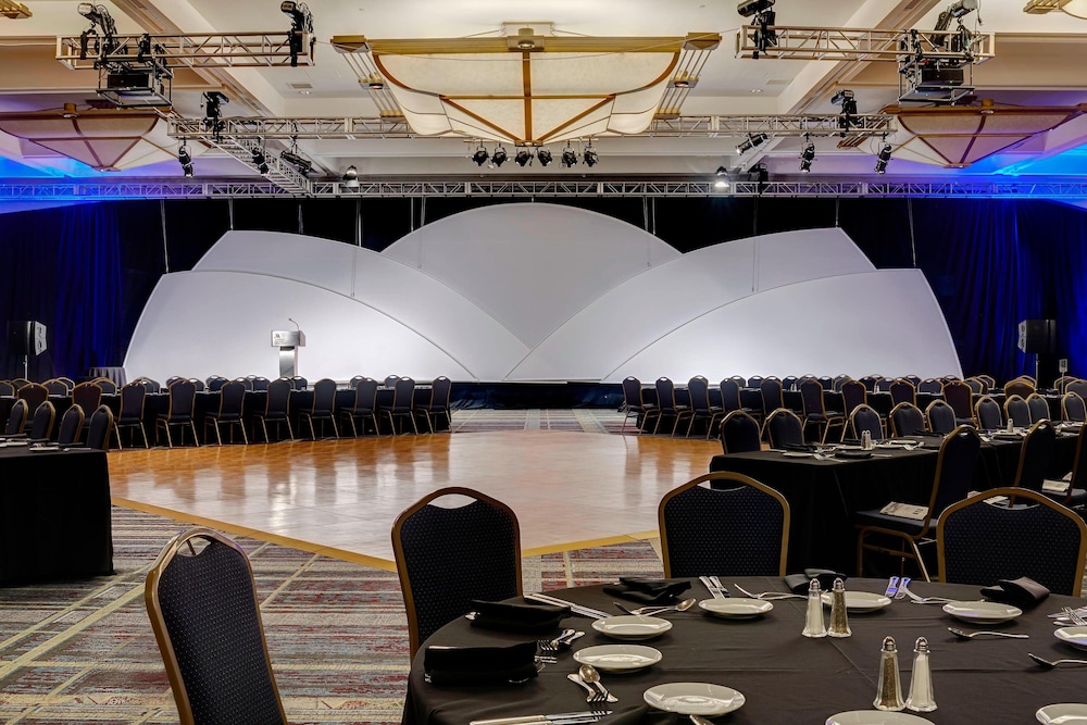 Marriott Detroit At the Renaissance Center 43/62