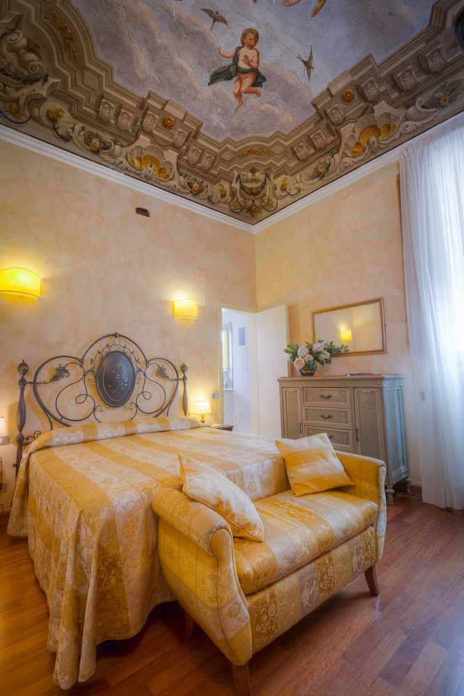 Palazzo Dal Borgo 39/58