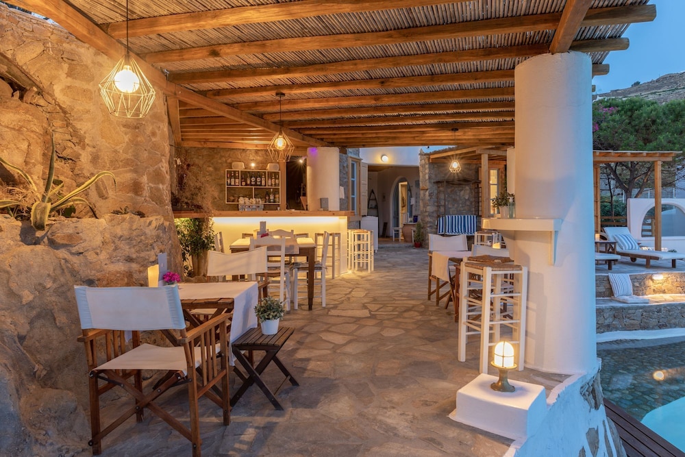 Anerousses Mykonian Traditional Houses 29/50