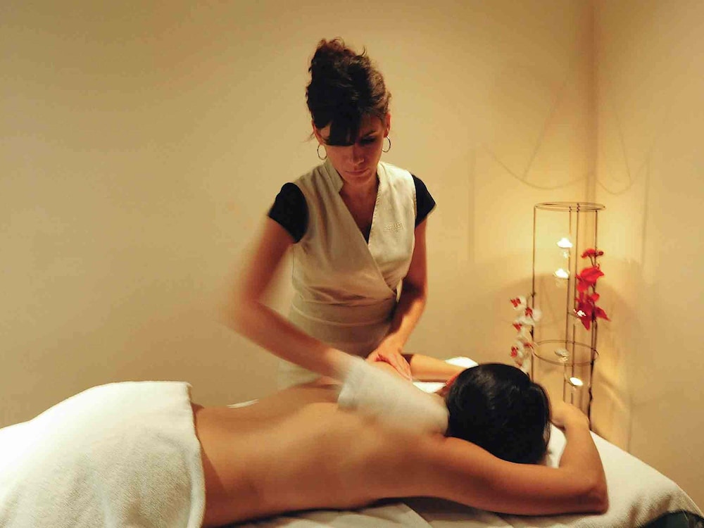 Parc Beaumont Hotel & Spa Pau - MGallery Collection 36/71