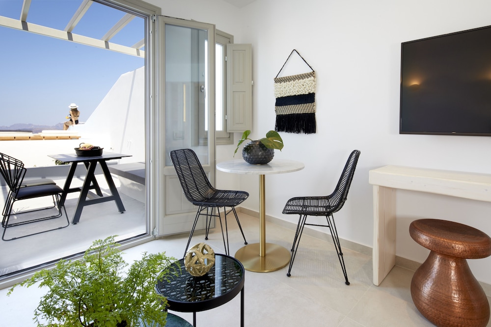 Phos The Boutique Luxury Hotel & Villas 27/50