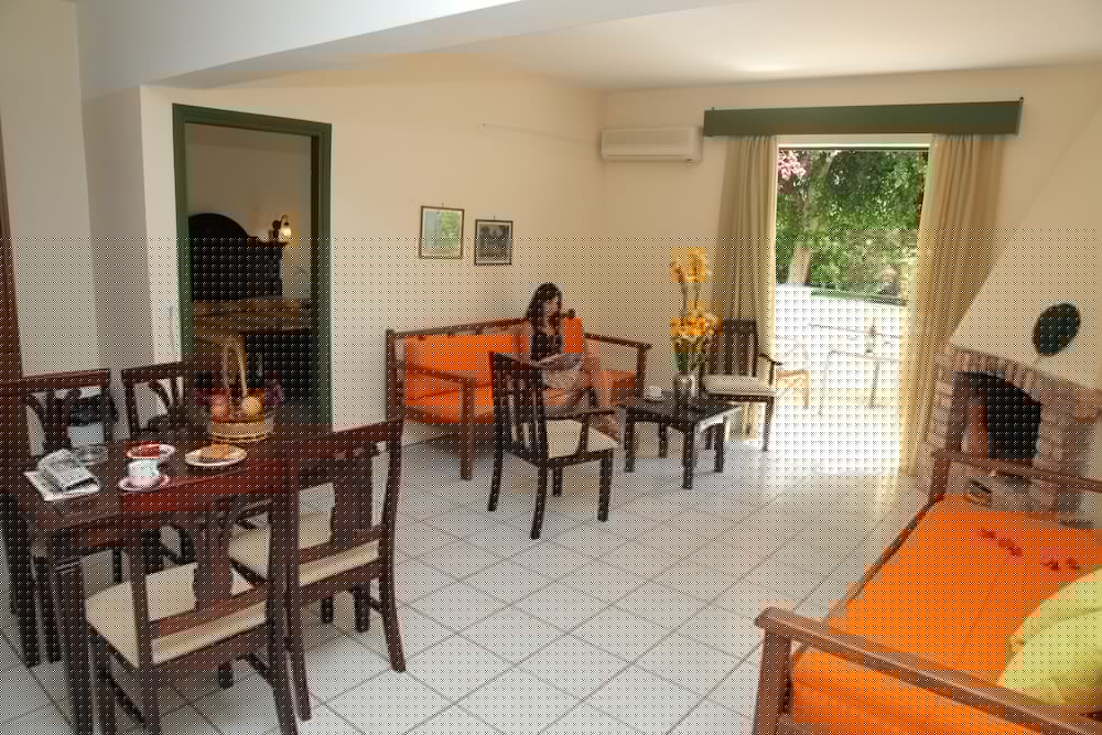 Trefon Hotel Apartments and Family Suites 54/73