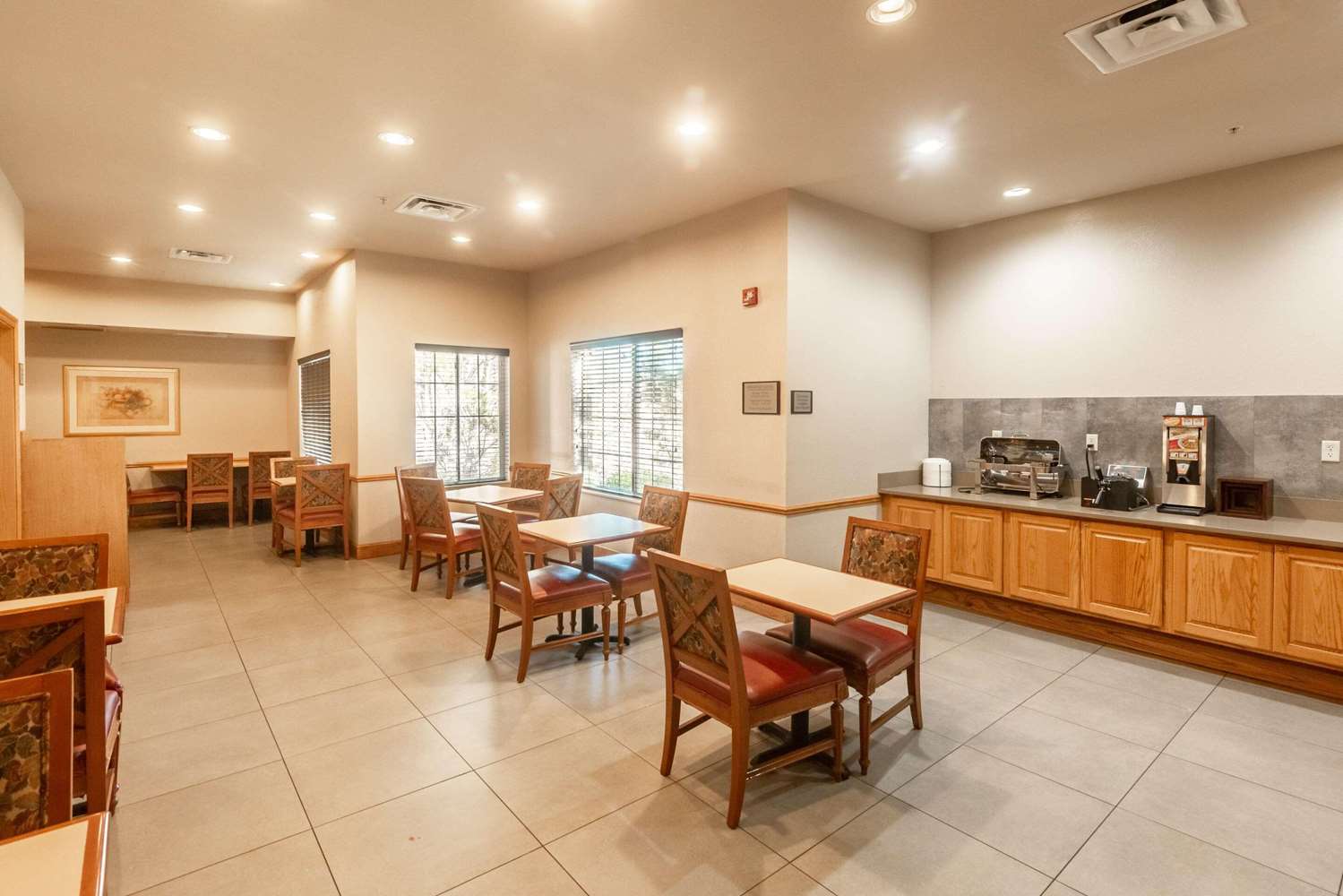 Country Inn & Suites By Radisson, El Dorado, AR 13/16