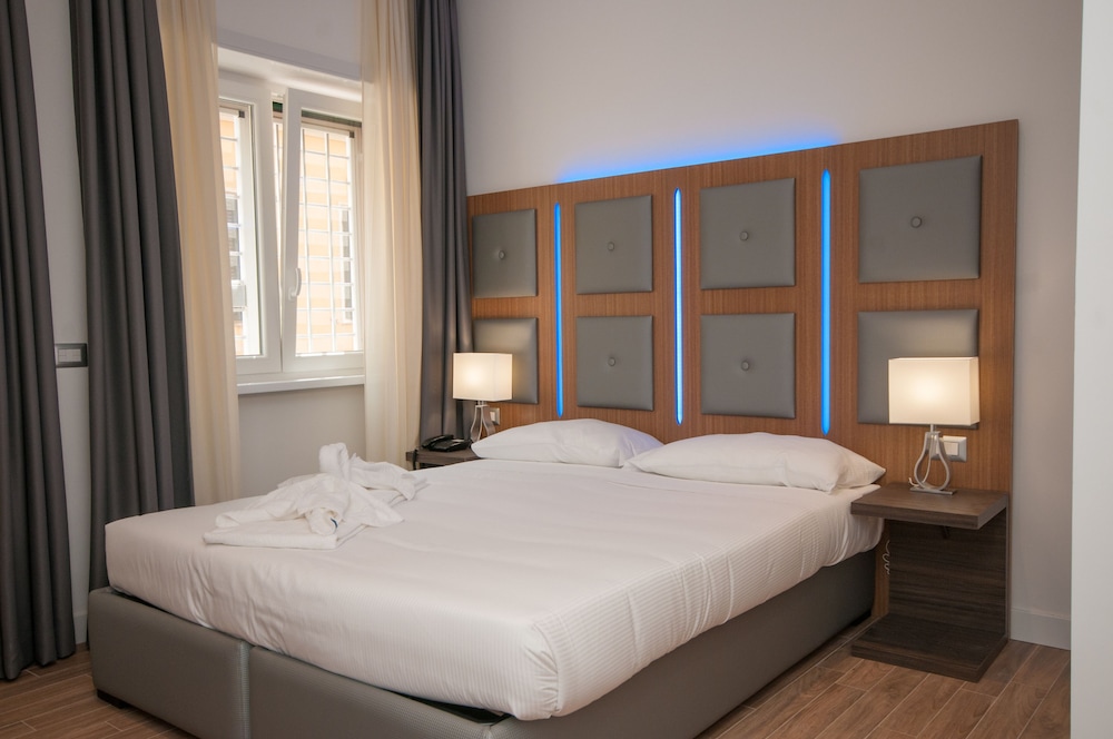 VATICAN RELAIS ROME 25/75