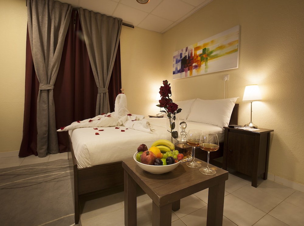 فندق لي لي النخيل(Palms Lily Hotel Suites) 28/33