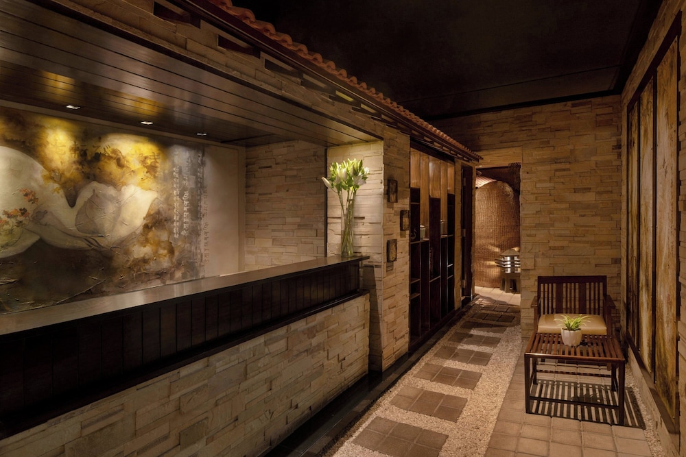 Courtyard By Marriott Mumbai International Airport 20/50
