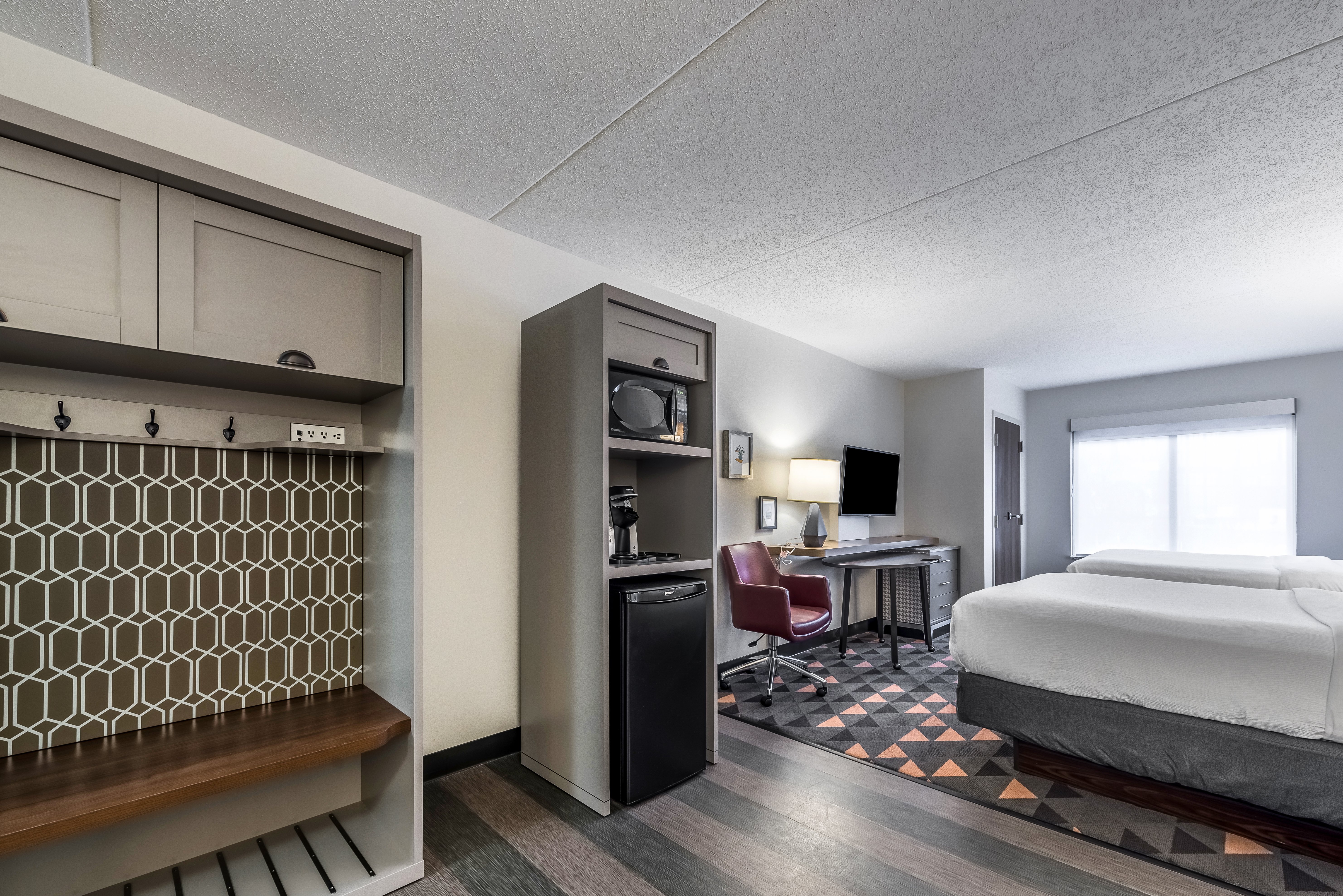 Leisure, King Bed