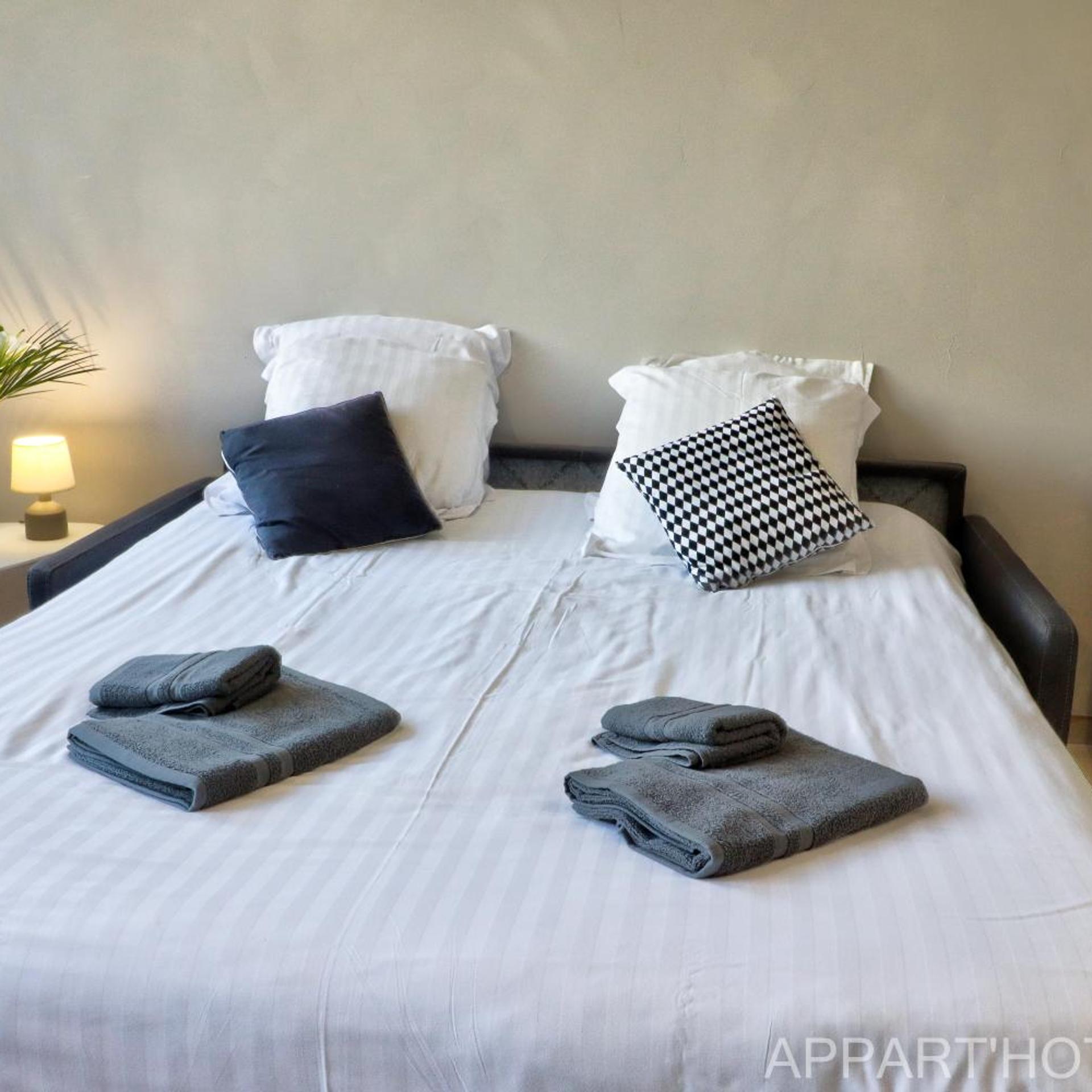Appart hotel Cholet Carteron 24/50