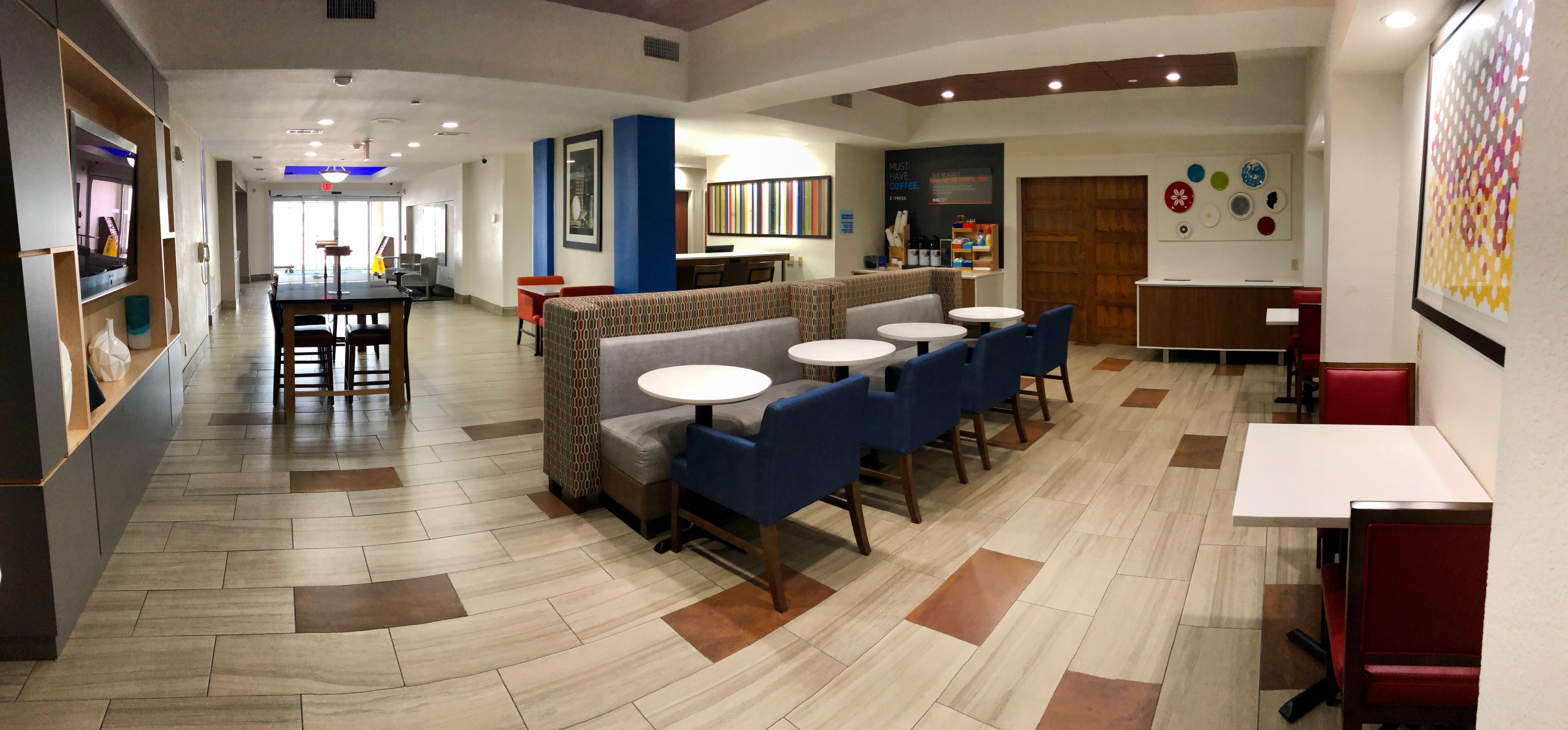 Holiday Inn Express Hotel And Suites Decatur 54/57