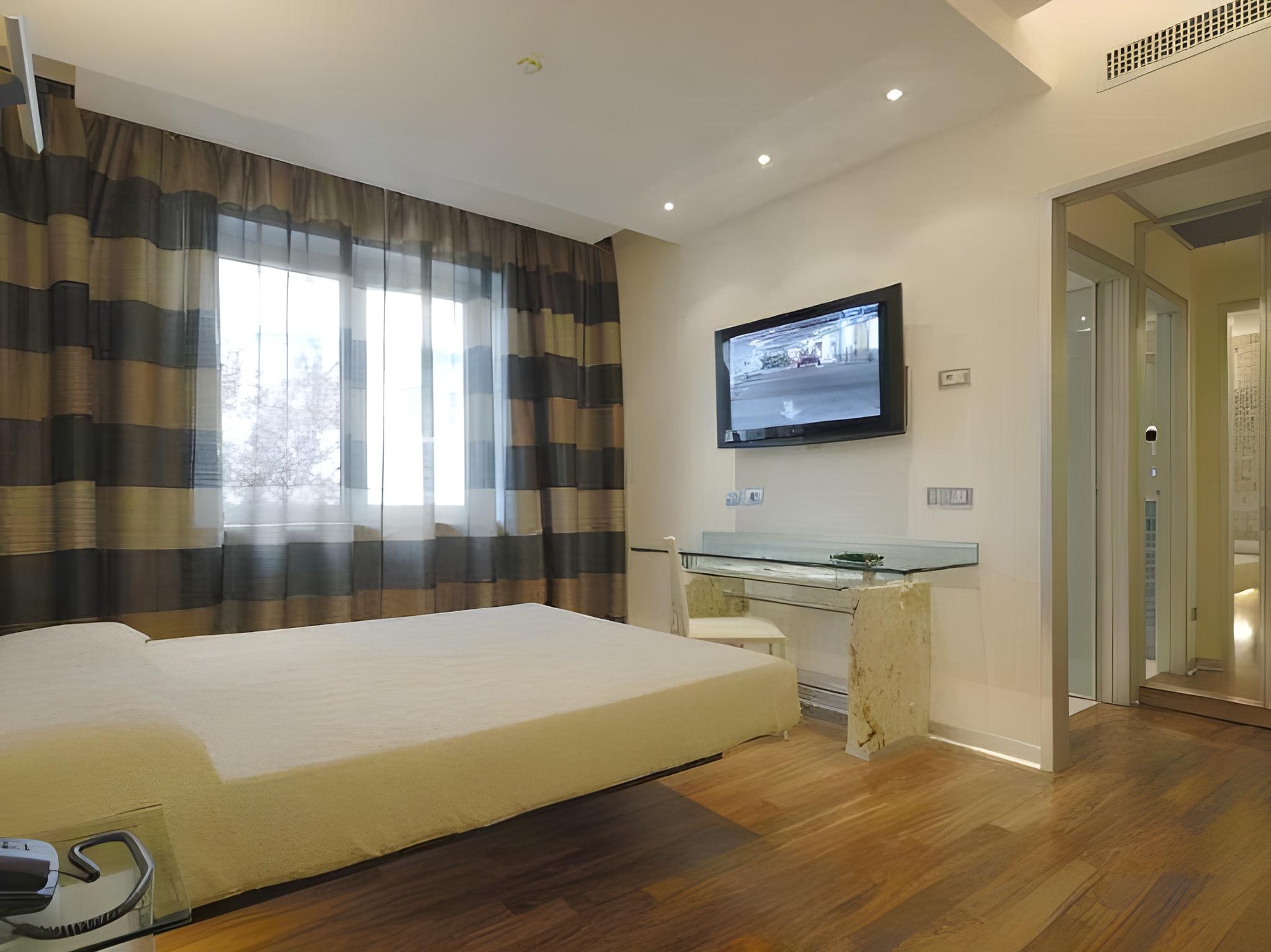 CLASSIC, DOUBLE BED