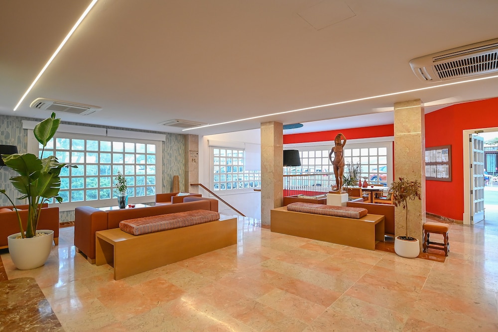 Pinos Playa Hotel 32/50