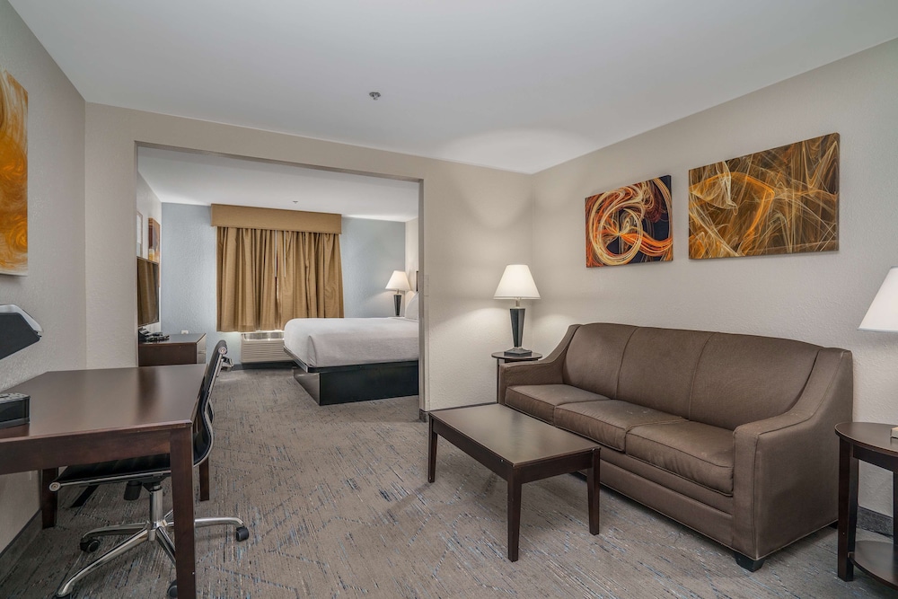 Best Western Plus Silver Creek Inn 14/24