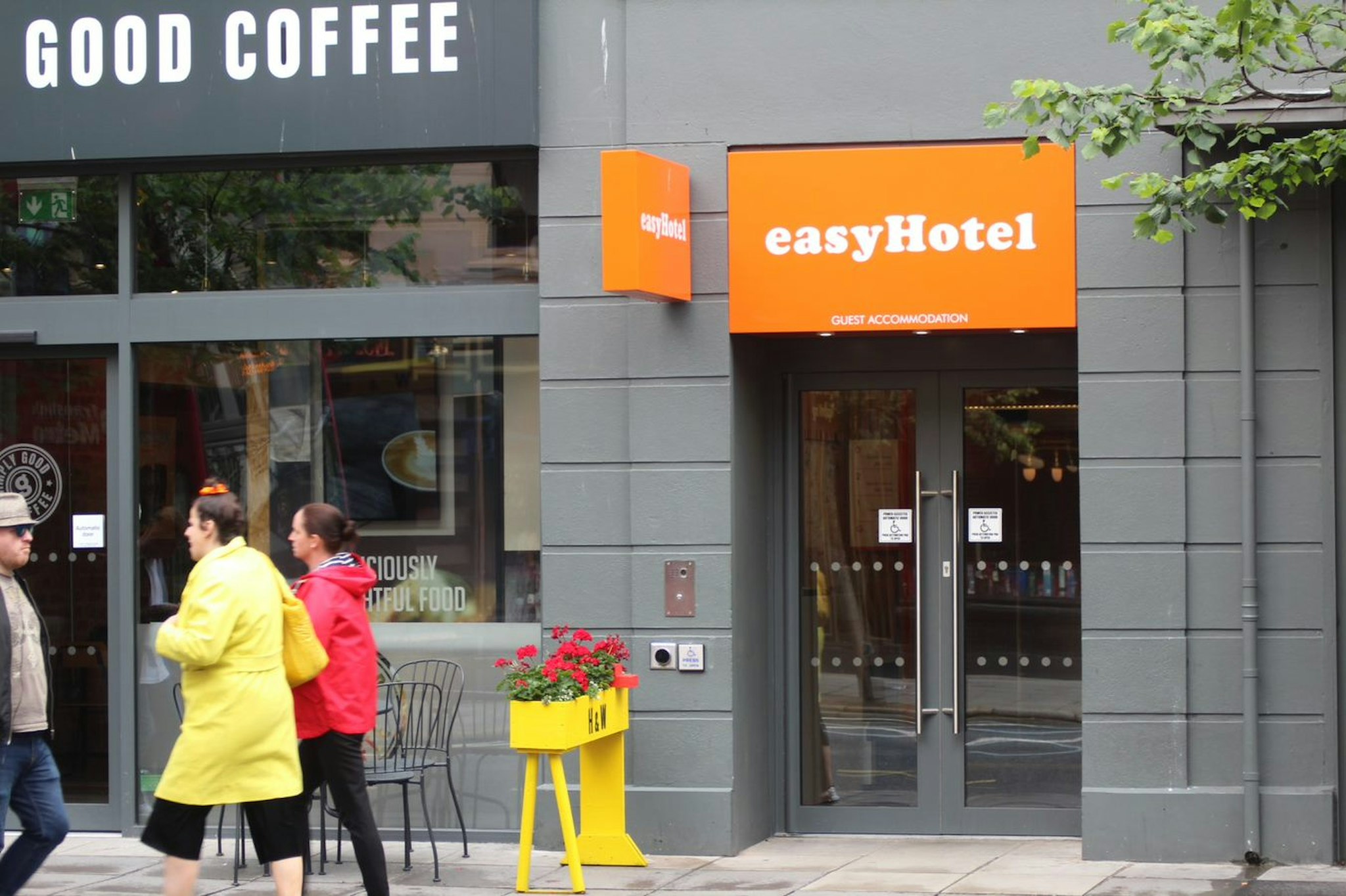 easyHotel Belfast 7/49