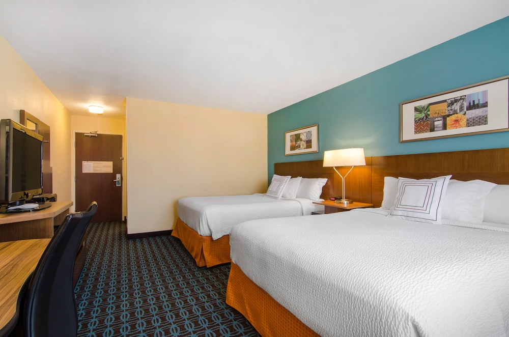 Fairfield Inn by Marriott Ft Leonard Wood 9/49